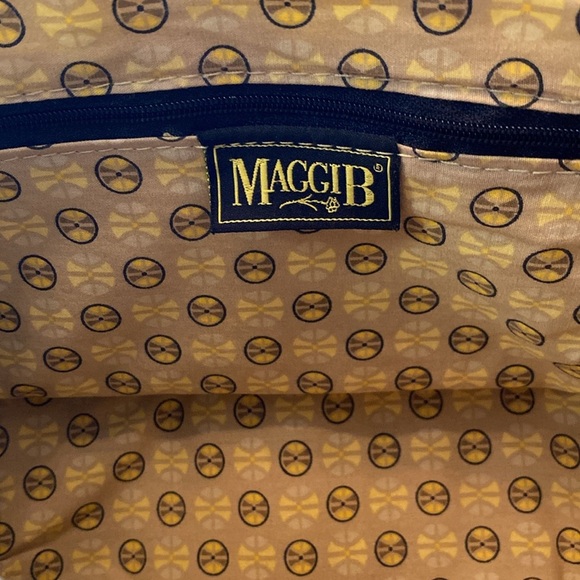 Maggi B Lemon Drop Printed Shoulder/Crossbody Bag‎ - Picture 2 of 12